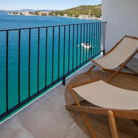 Mediterranean Next To Sea Villa *
