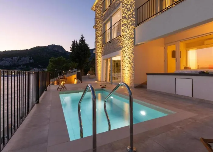 Mediterranean Next To Sea ヴィラ