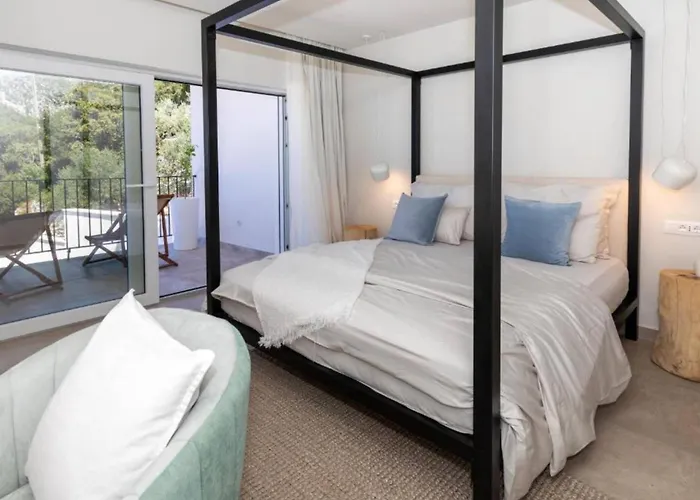 ヴィラ Mediterranean Next To Sea